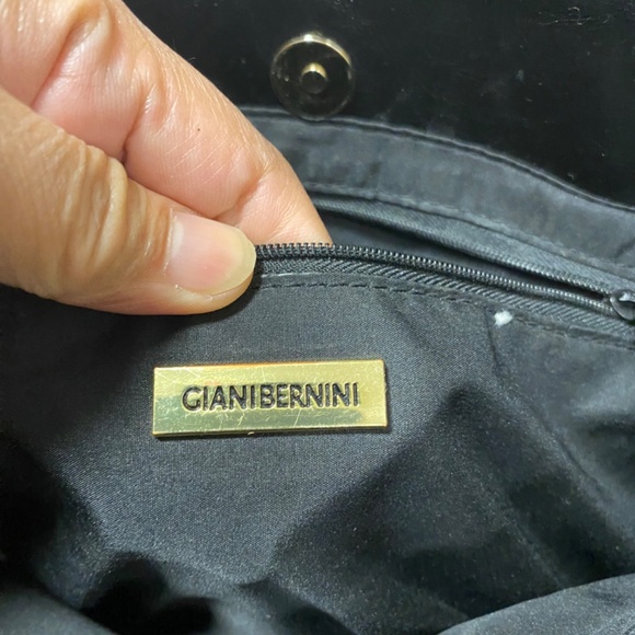 Gianni Bernini Black Leather Shoulder Bag . - Picture 11 of 11